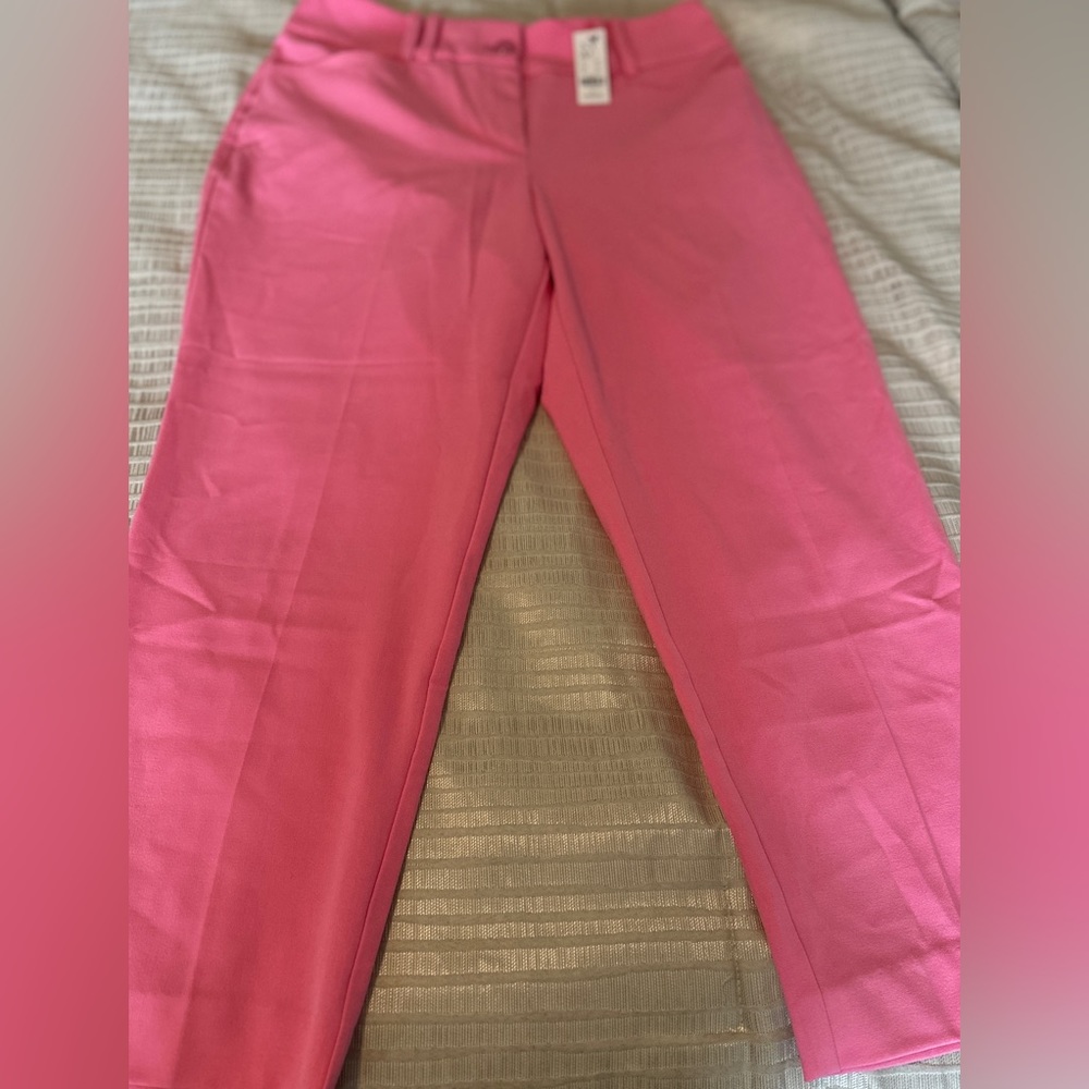 New York and Company Light Pink Ankle Length Pants NWT Size 6